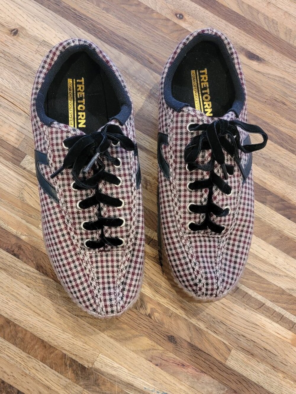 Tretorn NYLITE PLUS BOLD Burgundy Plaid Platform Sneakers Women - Picture 3 of 14